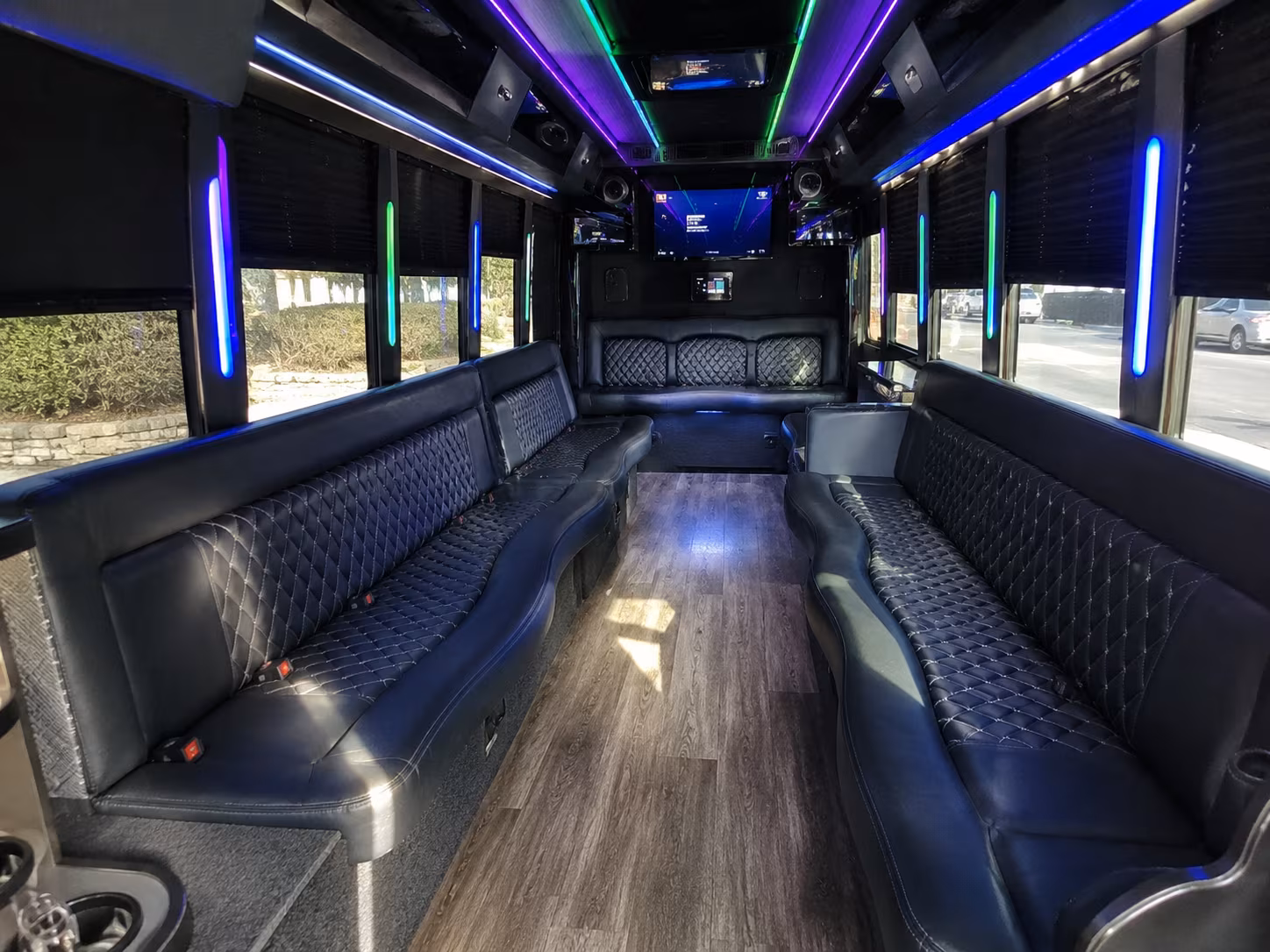 bossier city 15 passenger party bus interior