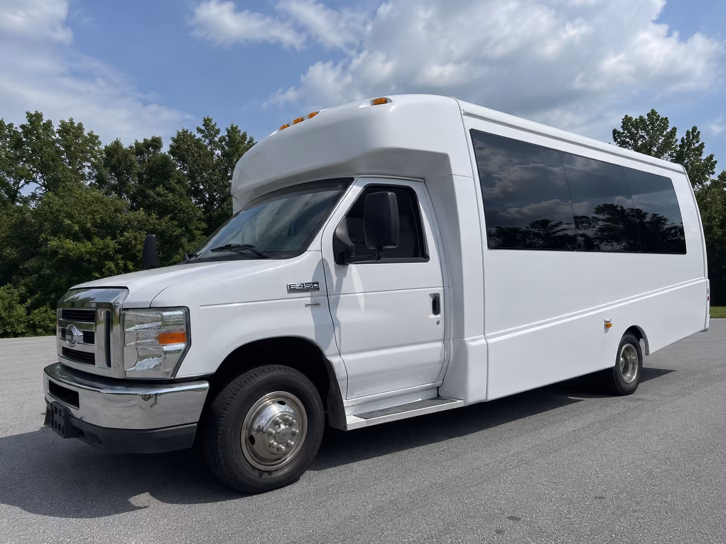party buses for bachelorette wine tours through bossier city and shreveport